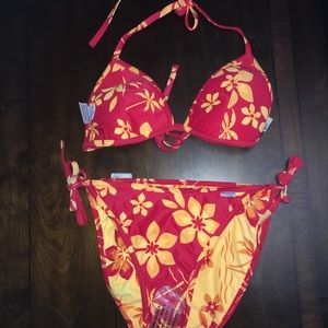 NWOT Elements reversible bikini red / yellow
